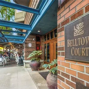 Apartment Water View Oasis With Pool & Gym Near Cruise In Heart Of, Seattle